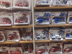 -名创优品(广东省广州琶洲保利广场店)