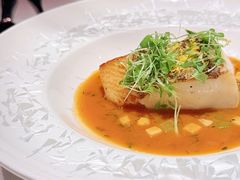 比目鱼-弦月窗LUNETTE BY AMANDA(复兴路店)