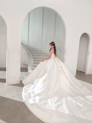 -城市花园婚纱摄影