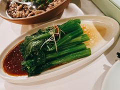 白灼芥兰-羲和雅苑•北京烤鸭(陆家嘴中心店)