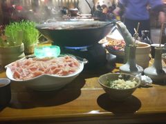 -白乐天毛肚火锅馆(南滨路店)