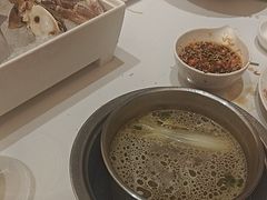-帝皇海海鲜豆捞(桐泾商务广场店)