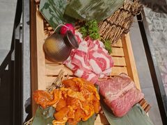-香猪坊韩国烤肉专属门店(魏公村店)