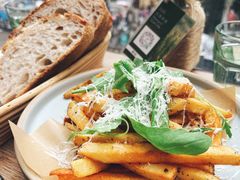 黑松露芝士薯条-O'mills Sourdough Bakery&Bistro(永嘉路店)
