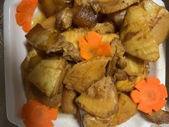 -爱的果实月嫂育婴师(世纪东方店)