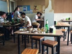 大堂-宝瑞门钉肉饼店