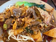-方铲铲·成都板凳面(滨江银泰店)