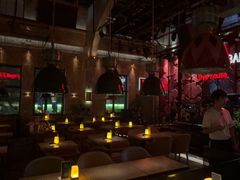 -FOUR PLAY BAR