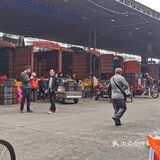 海口最大的[种草]水果[种草]批发市场[馋][馋][馋]