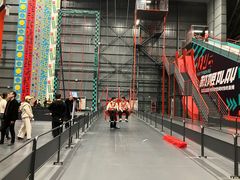 -极限PLAY运动娱乐新世界·团建派对潮玩休闲馆·室内蹦极高空游乐园
