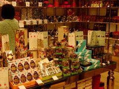 -VENCHI 闻绮(北京国贸商城店)