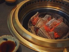 -铭牛烧肉·和牛海鲜自助(高新月牙湖店)