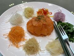 捞起三文鱼-南园酒家(前进路店)