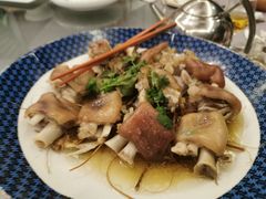 -荣誉海鲜酒楼(海湾店)