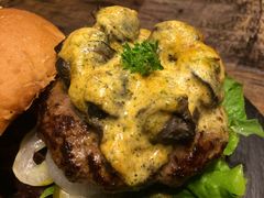 球馆汉堡-HIGH FIVE哈福手工汉堡(桂林路店)