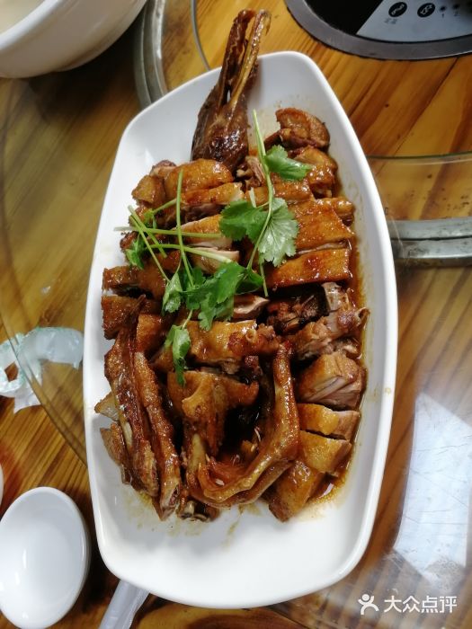 老地方风味餐厅(江南路店)招牌酱香鸭图片