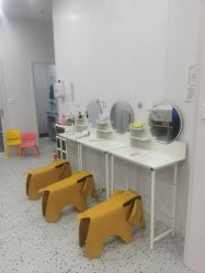 -熊小米专业儿童游泳馆