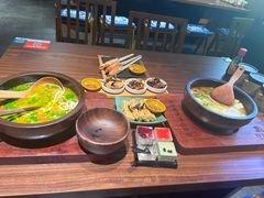 -良米山·云南野生菌过桥米线(上海首店)