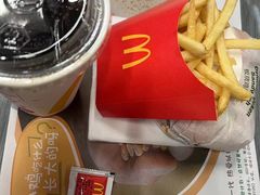 -麦当劳(中山八路店)