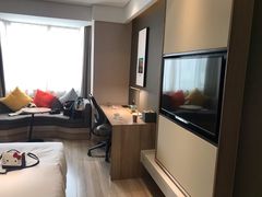 -杭州西湖湖滨银泰亚朵酒店
