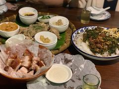 脆口烧肉-园林美食城·本土农家菜(杨和镇店)