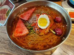 -明洞阿姨·韩式酱蟹烤肉·创意料理(三元桥店)