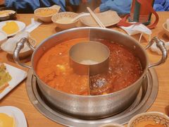 -江小渔鲜鱼火锅(冠亚星城店)