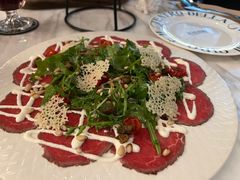 威尼斯风味生牛肉薄片配芝麻菜-IL TEATRO 精品意大利餐厅