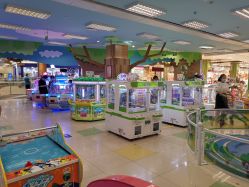 -莫莉幻想儿童乐园(武汉金银潭永旺店)