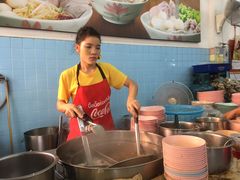 -榮泰米粉湯(Left Shop)