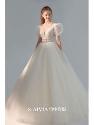 -雪中彩影婚纱摄影·微光艺术中心