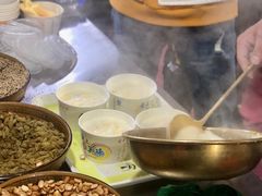 牛奶鸡蛋醪糟-清真老马家国华牛奶鸡蛋醪糟(正宁路店)