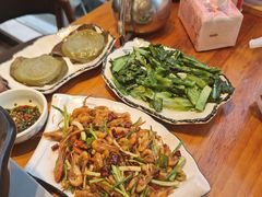 -梁姐啤酒鱼(兴坪古镇店)