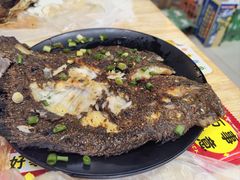 -郑记•不夜城烧烤•龙虾•虾蟹(黄鹤楼店)