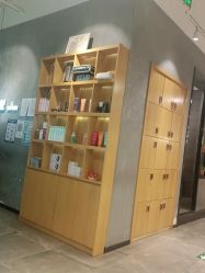 -时尚殿堂明星门店