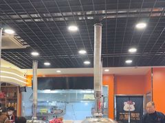 -哈尔滨小酒馆·鲜肉现穿自助烧烤(康新花园店)