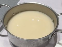 -红鼎豆捞·非遗鲍皇汤火锅(宝丰路店)