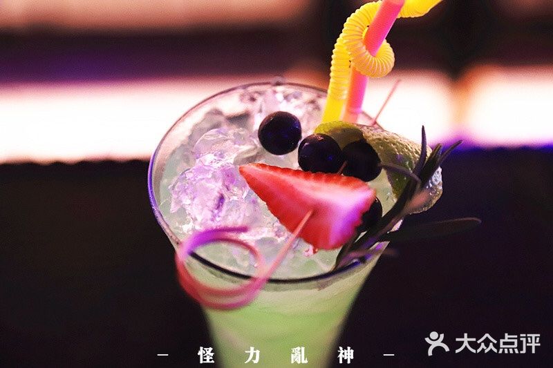 听一场live，喝一杯酒，才是旅行的意义