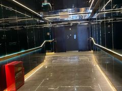 -Ting无边际江景酒店(重庆解放碑云端之眼店)