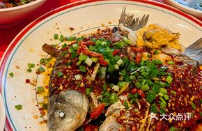 Braised Wild Crucian Carp with Secret Sauce