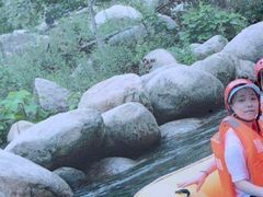 -尧山大峡谷漂流