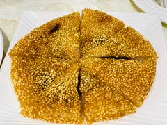 芝麻莲蓉饼-品鱼庄酒家(新世界大酒店店)