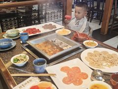 -皇城老妈·大连海鲜火锅(港湾店)