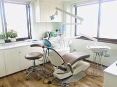 -Dr.Z dental仁康种植矫正中心