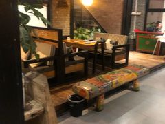 -苹果树下艺术餐厅(宋庄店)
