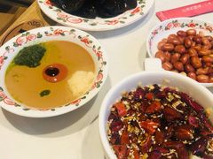 现炸辣椒油-东门口涮肉·砂锅·烤串(老门东店)