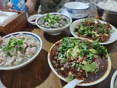 -小杨翘脚牛肉