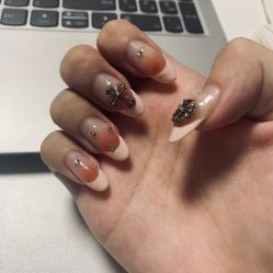 -简艺美甲美睫