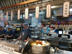 -盒马鲜生(红莲店)