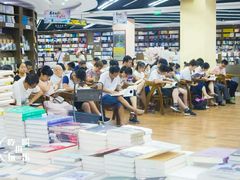 店内环境-新华书店(学府大道店)